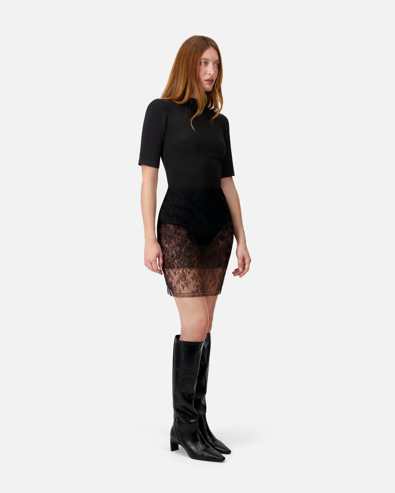 LACE PENCIL SKIRT