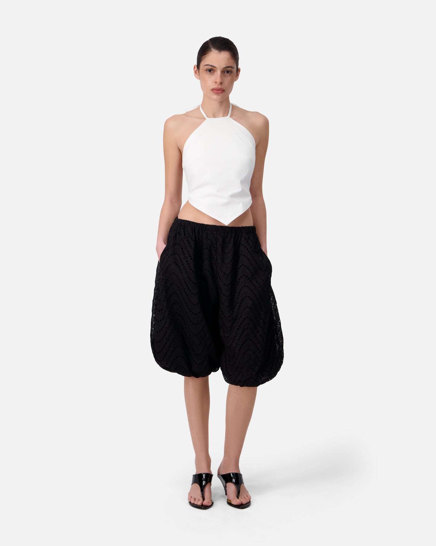 EMBROIDERED BALLOON BERMUDA